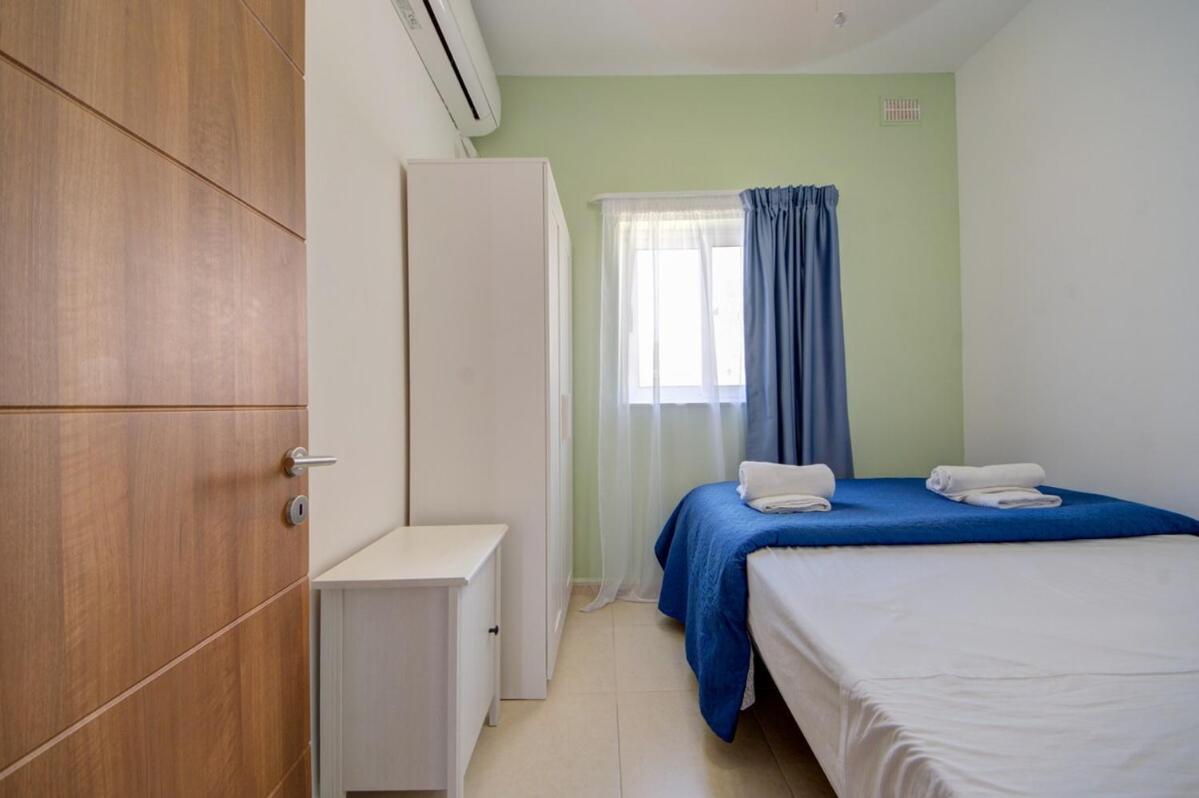 Azure Haven - Gzira Apartments And Penthouse By Shortletsmalta Værelse billede